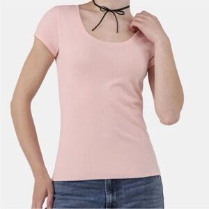 Everyday Scoop Neck Short Sleeve Tee in Blush Pink XS